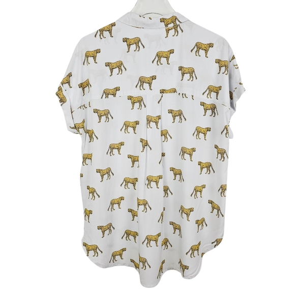 Jane & Delancey Cheetah Print Button Front Shirt NWT - Picture 2 of 8